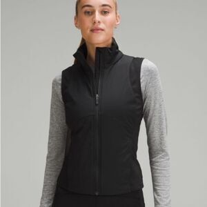 Lululemon Size 12 Push Your Pace Vest in Black